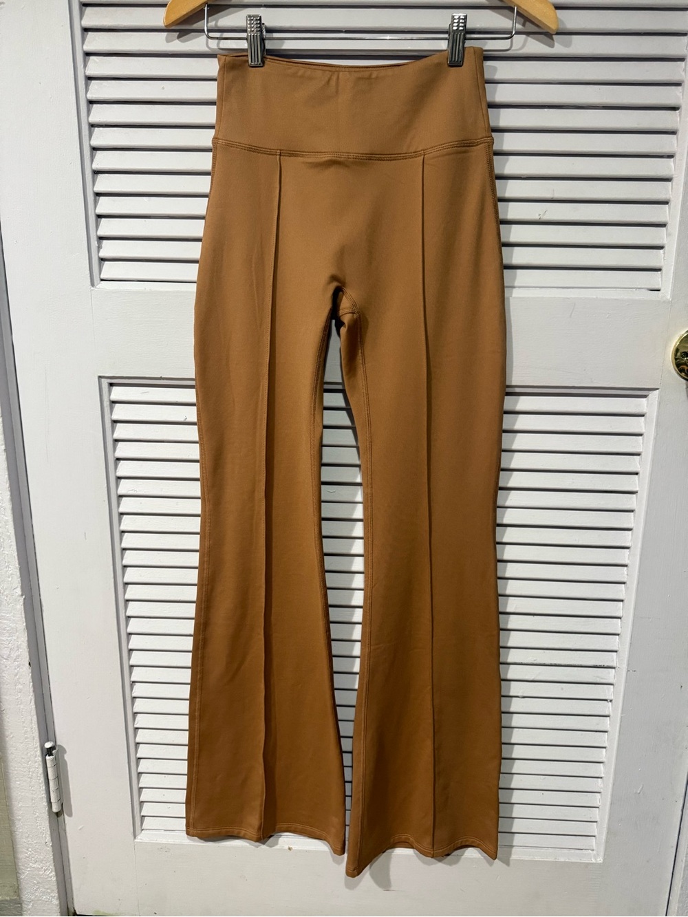 PINK Victoria's Secret Boot Flare Leggings in Camel Brown Size: Small